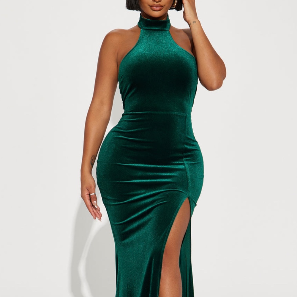 Peyton Velvet Maxi Gown - Hunter Green